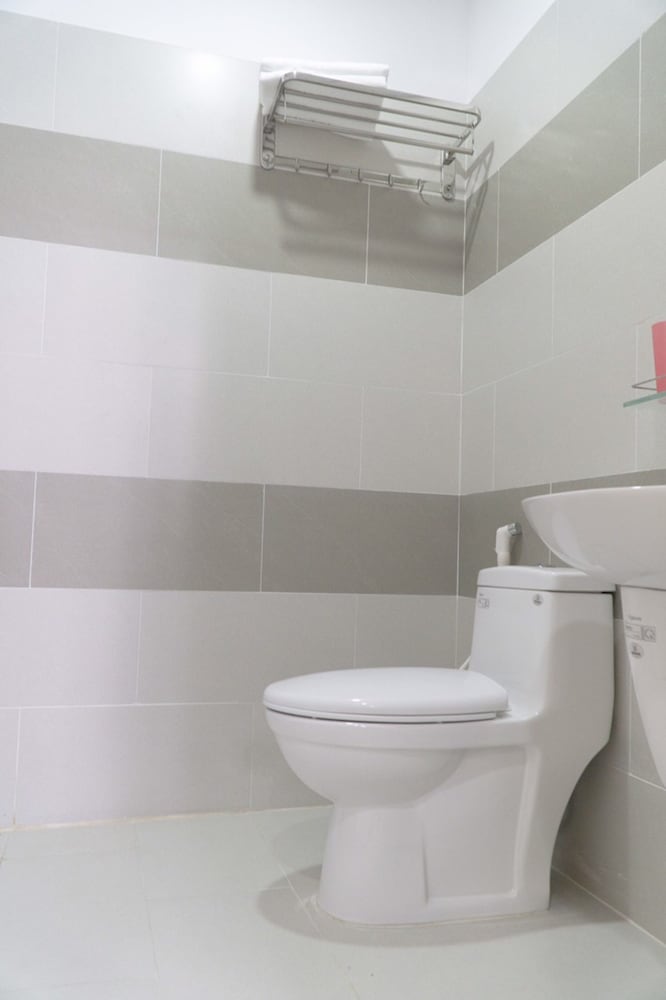 khach san dai an binh tan