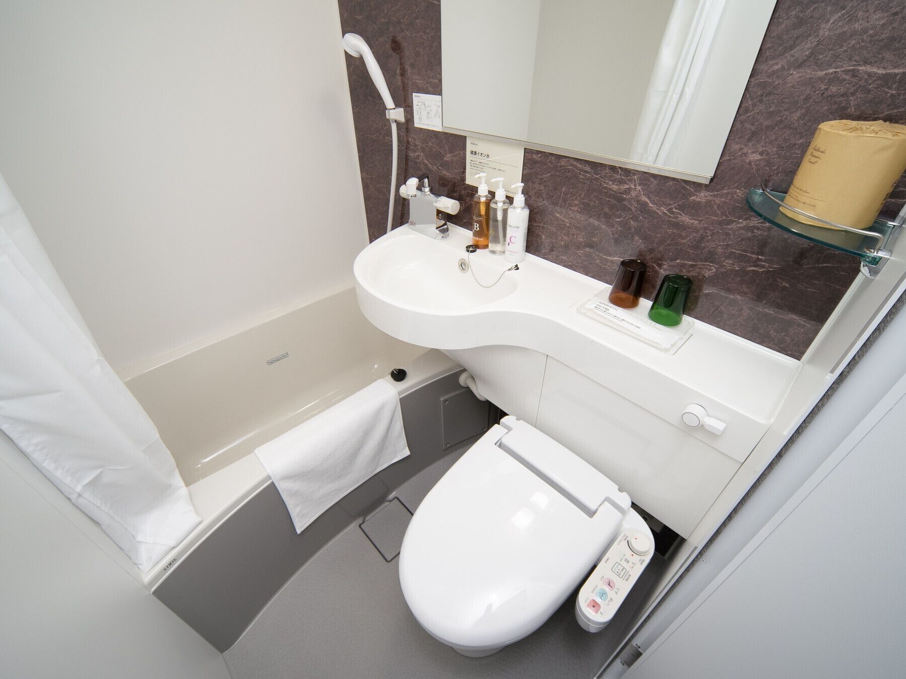 super hotel kanku kumatoriekimae