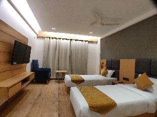 Hotel Derby Greens,Narmadapuram Road,3 star