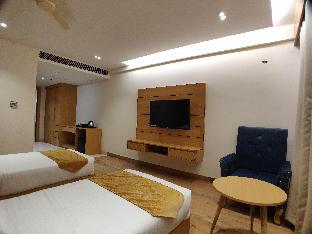 Hotel Derby Greens,Narmadapuram Road,3 star