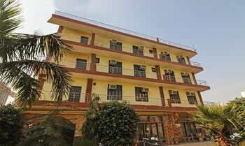 treebo trend radha palace
