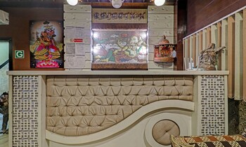 Treebo Trend Radha Palace,Sitapur>>Mathura,3 star