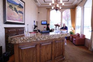 laguna hills lodge