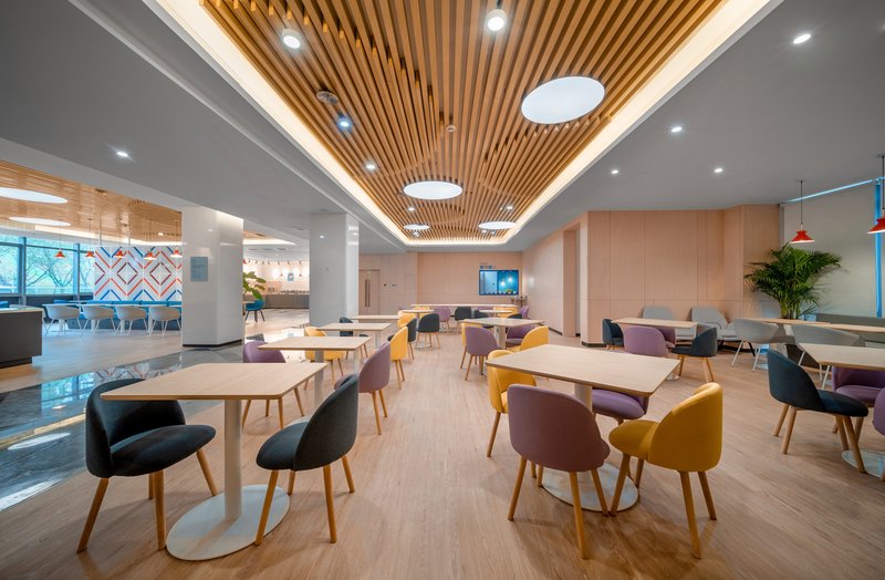 holiday inn express nanjing happy valley an ihg hotel