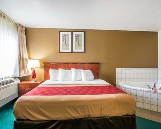 Days Inn By Wyndham Canon City,Cañon City>>Canon City,2 star