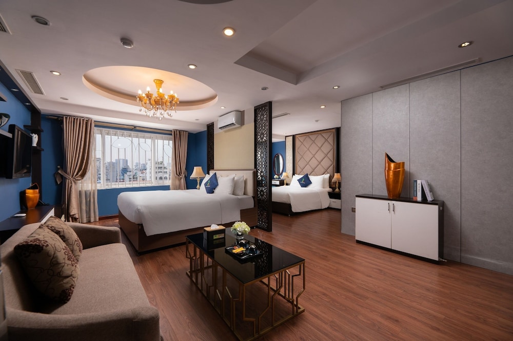 20 hotel and apartment