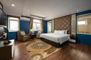 20 hotel and apartment