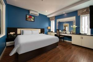 20 hotel and apartment