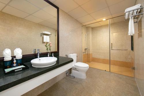 20 hotel and apartment