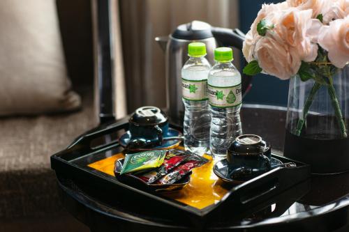 20 hotel and apartment