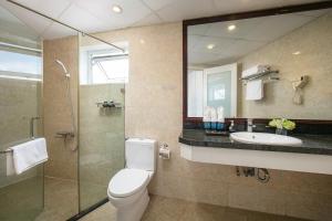 20 hotel and apartment