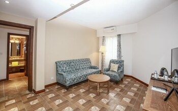venus hotel tam dao