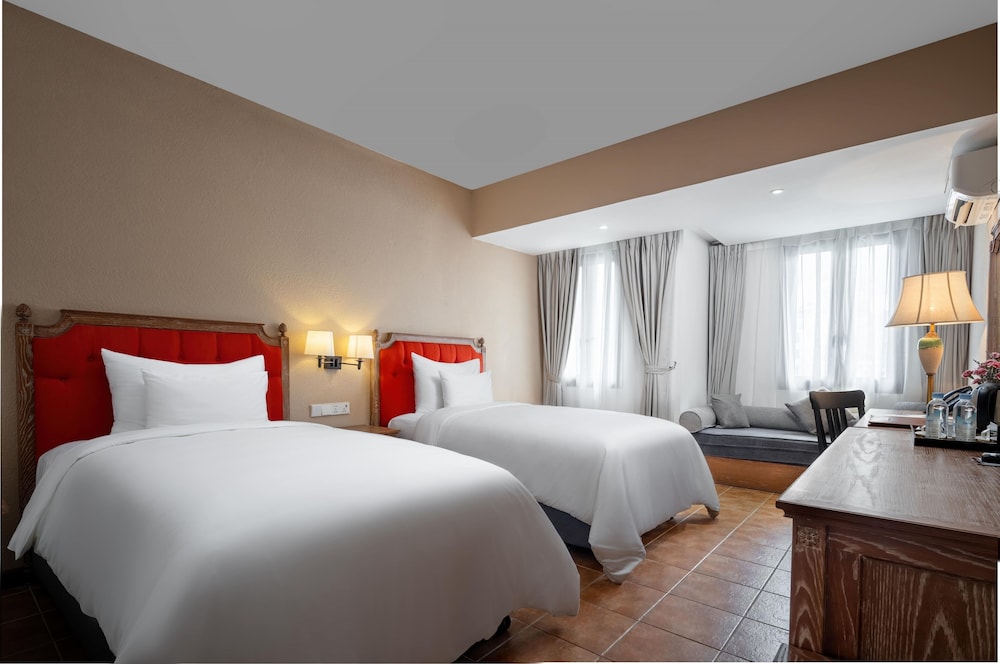 venus hotel tam dao