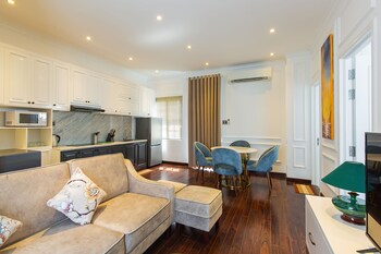 grand villa residence 2