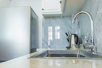 grand villa residence 2