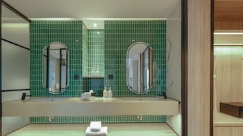 holiday inn bali sanur an ihg hotel