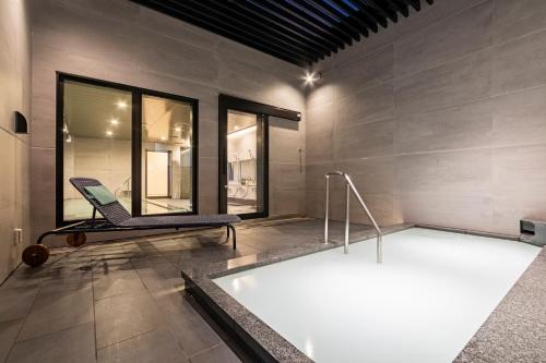 jr west group via inn prime osaka kyobashi