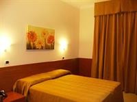 hotel everest