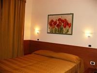 hotel everest