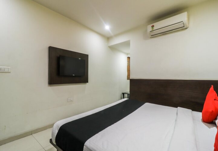 hotel krishna by keymagics