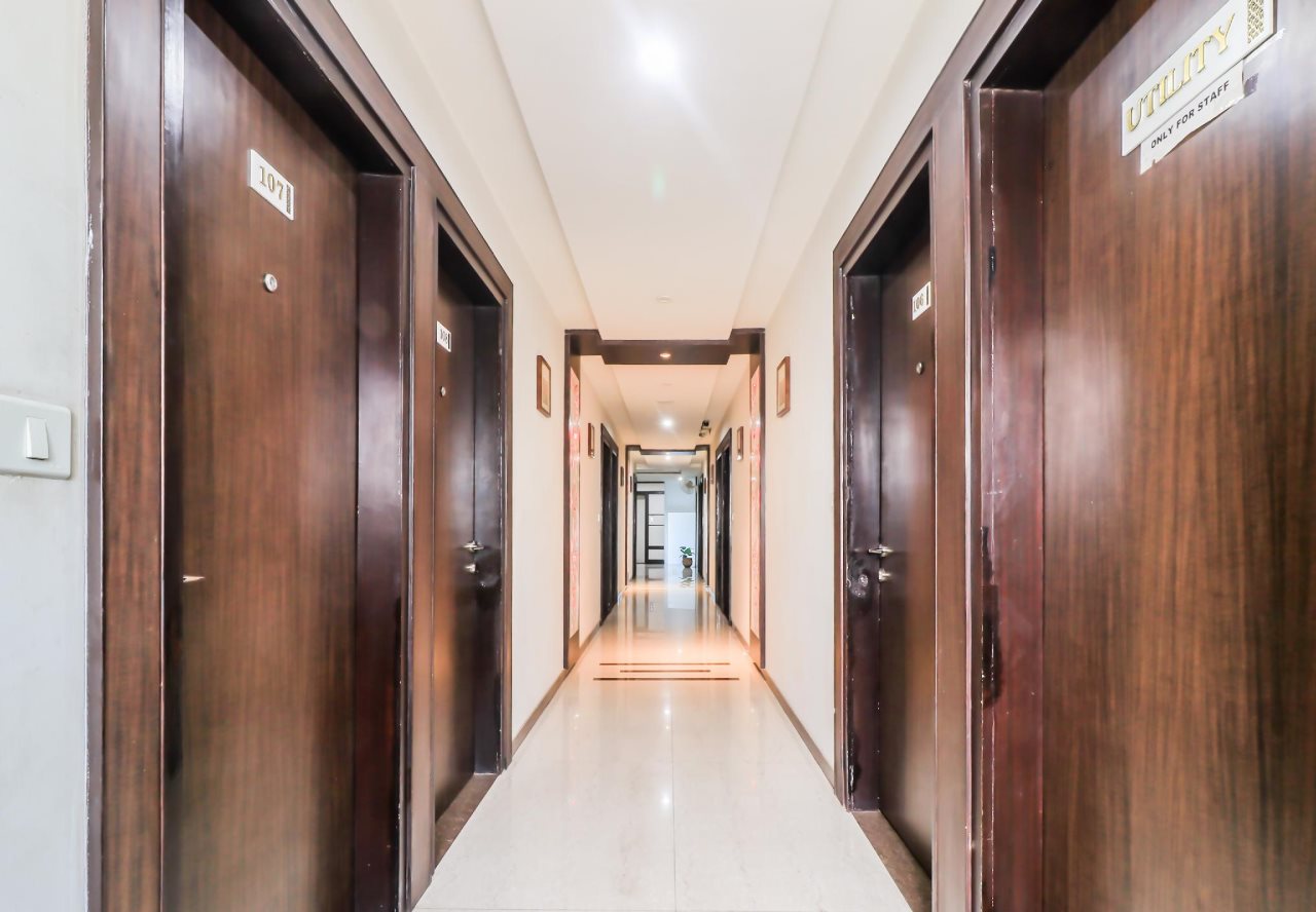Hotel Krishna By Keymagics,Lalkothi,3 star
