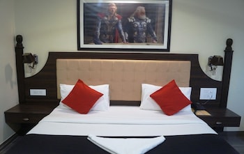 Phoenix Hotel,Diary Circle>>Bengaluru,2.5 star