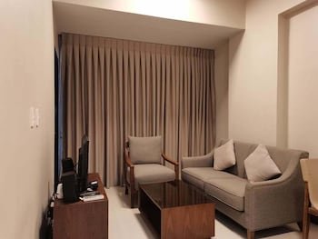 8 Newtown Boulevard By Siet,,0 star