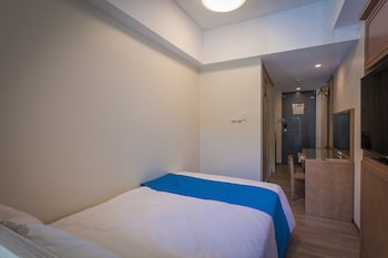 okinawa kariyushi lch resort on the beach