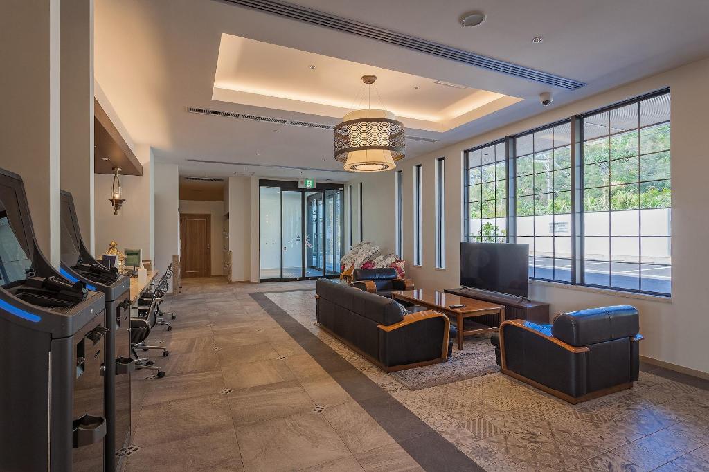 okinawa kariyushi lch resort on the beach