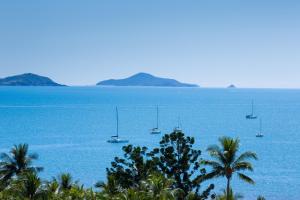 airlie beach