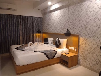 Parkwood Suites,,3.5 star