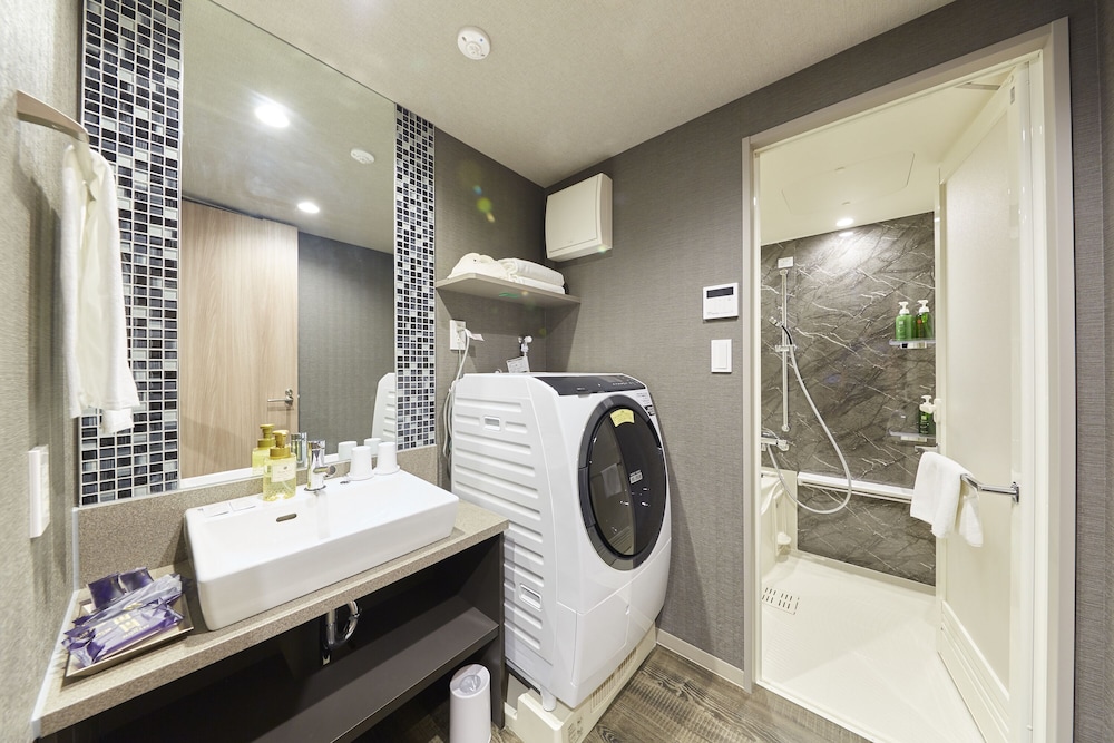 monday apart hamamatsucho daimon