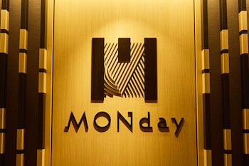 monday apart hamamatsucho daimon