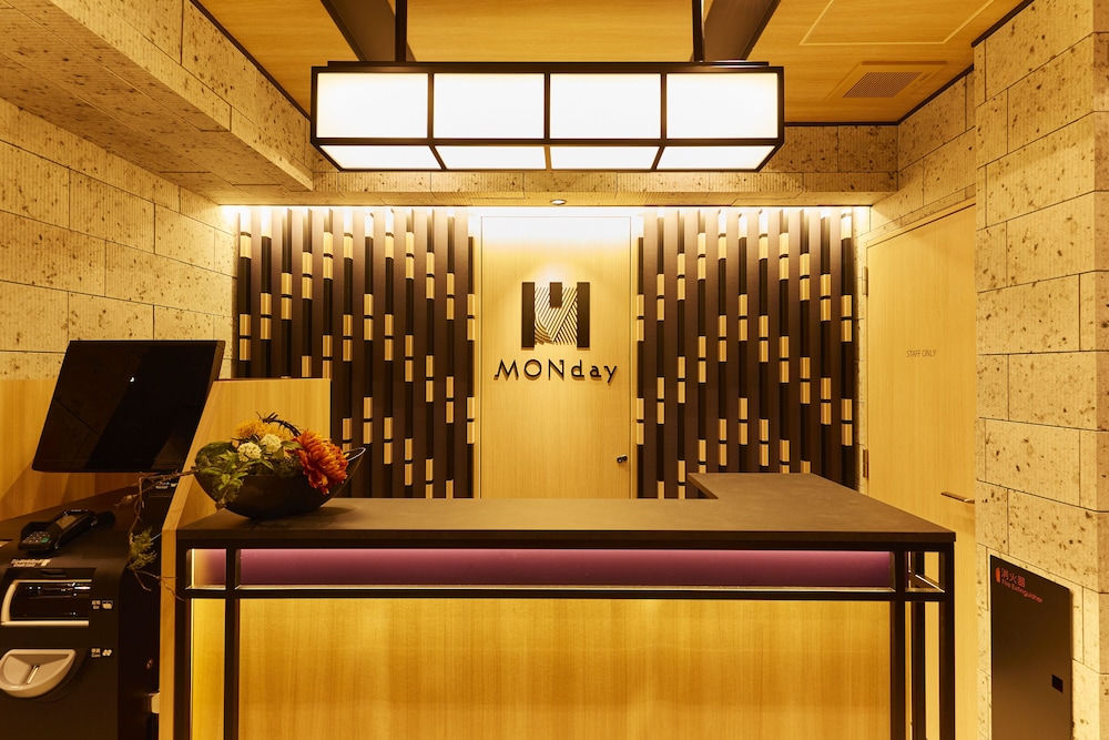 monday apart hamamatsucho daimon