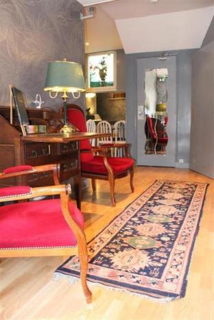 Hotel Relais Bergson,Parc De La Villette>>La Villette,2 star