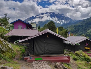 Ourguest Camp Lachung