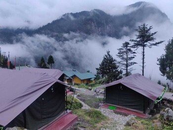 ourguest camp lachung