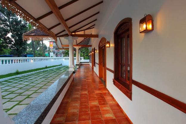 kovilakam heritage resort