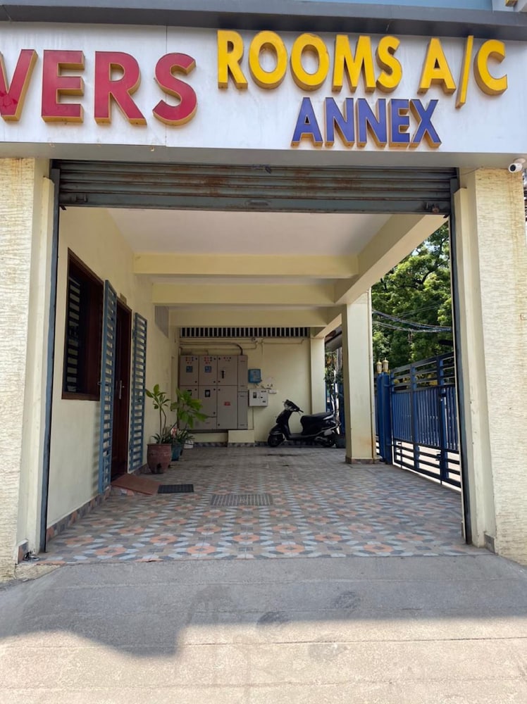 hotel rathnavel towers annex