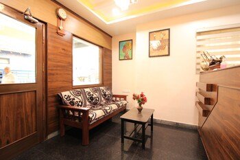 Hotel Rathnavel Towers Annex,Covelong,3 star