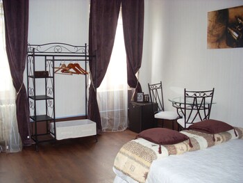 Le Carré D'aix,Savoie>>Aix-Les-Bains,2 star