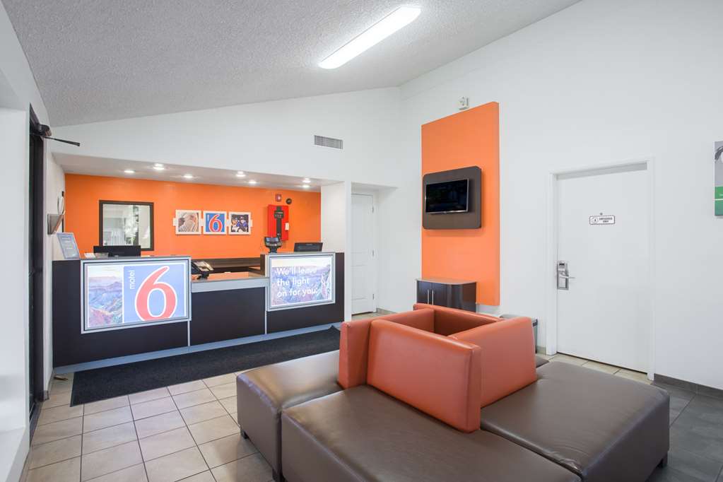motel 6 kingman az route 66 west