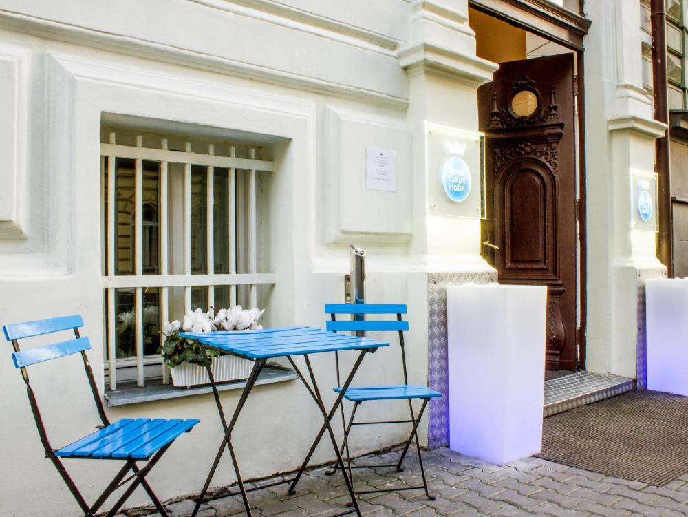 royal court hotel