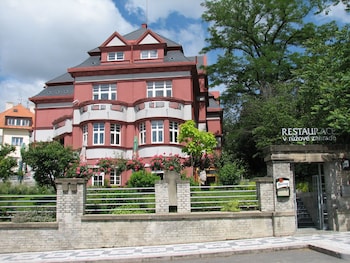 hotel villa