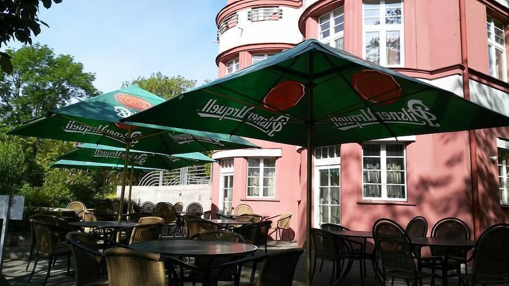 hotel villa