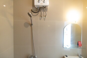 reddoorz syariah winong nganjuk