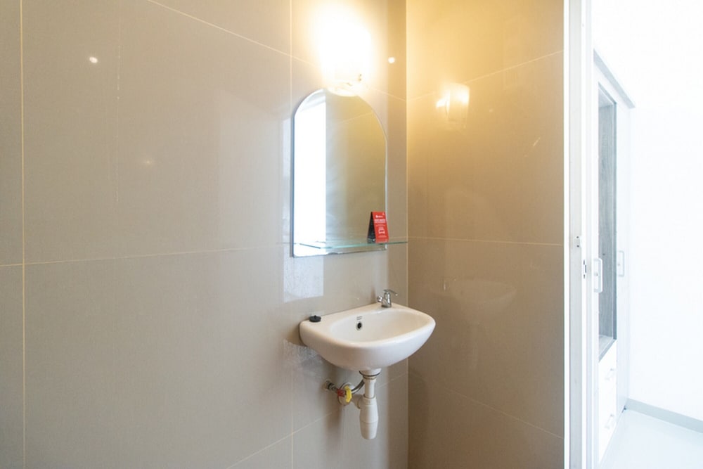 reddoorz syariah winong nganjuk