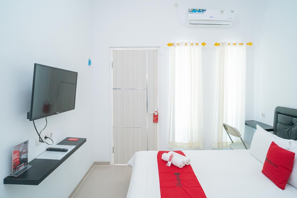 reddoorz syariah winong nganjuk