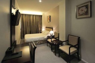 the clarence hotel sydney