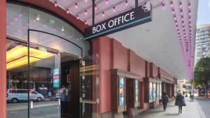 oaks sydney castlereagh suites